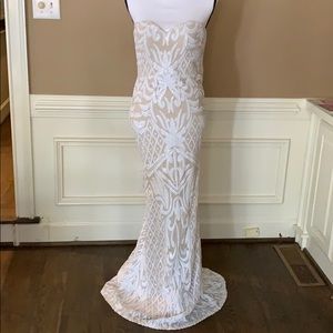 NWT Lulus Olivia white sequin strapless maxi dress size XS